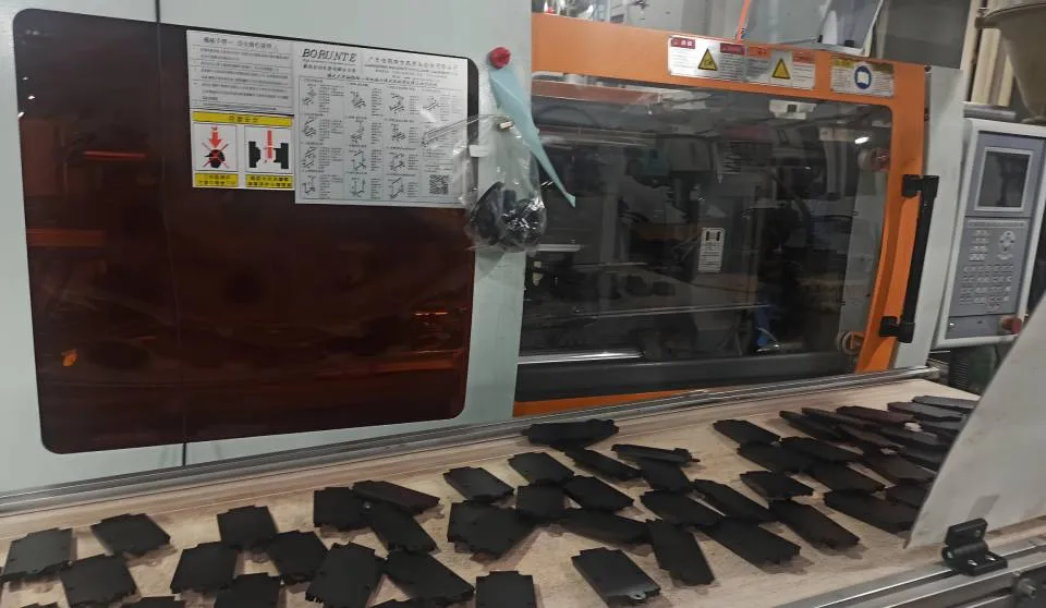 Thermoformen vs. Spritzgießen: Auswahl der richtigen Lösung für kundenspezifische Kunststoffprojekte