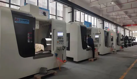 Navigieren in Zollkriegen: Ein strategischer Leitfaden zur Beschaffung kundenspezifisch bearbeiteter Teile